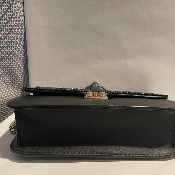 Valentino Garavani Beaded & Embroidered Rockstud Glam Lock Bag - Preowned - Picture 3 of 13